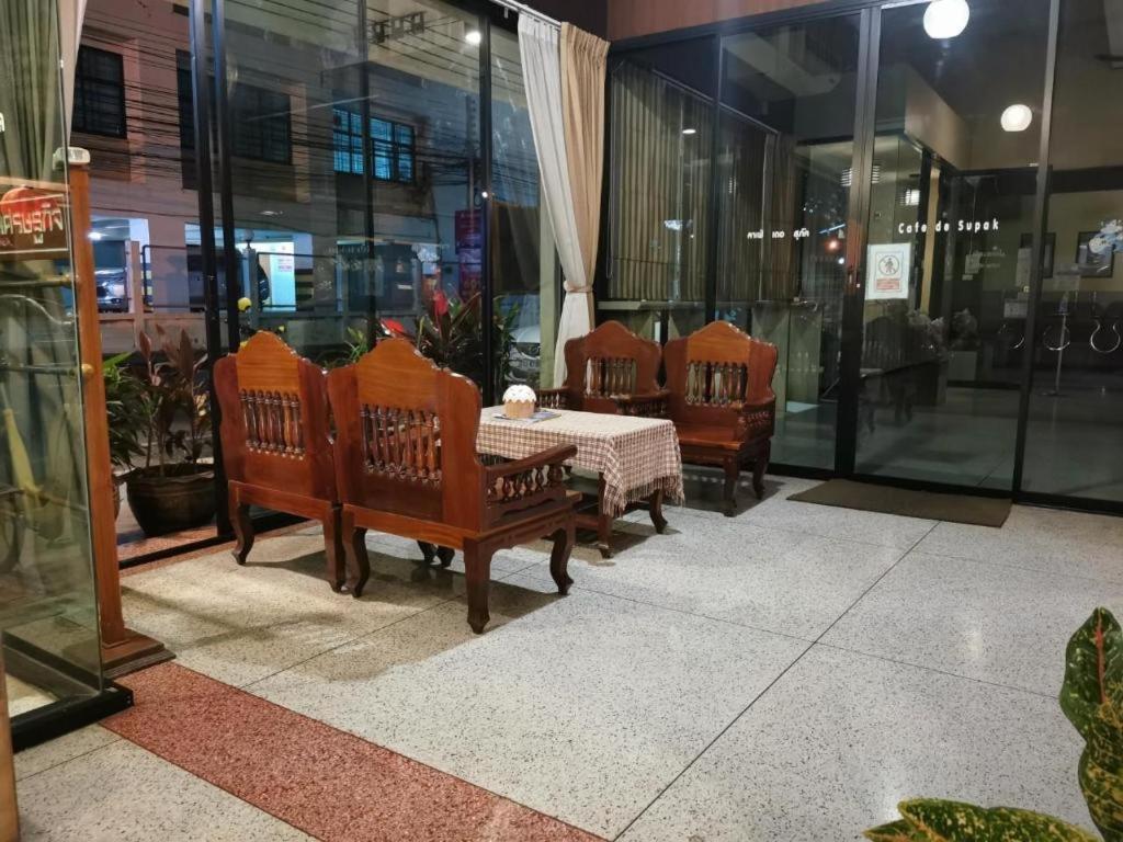 Supak Hotel Kalasin Exterior foto