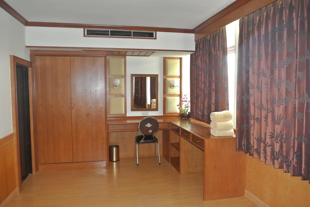 Supak Hotel Kalasin Cameră foto